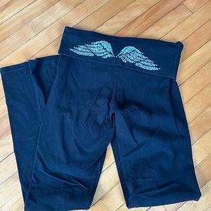 Victoria’s Secret Bootcut Yoga Pants Medium Regular